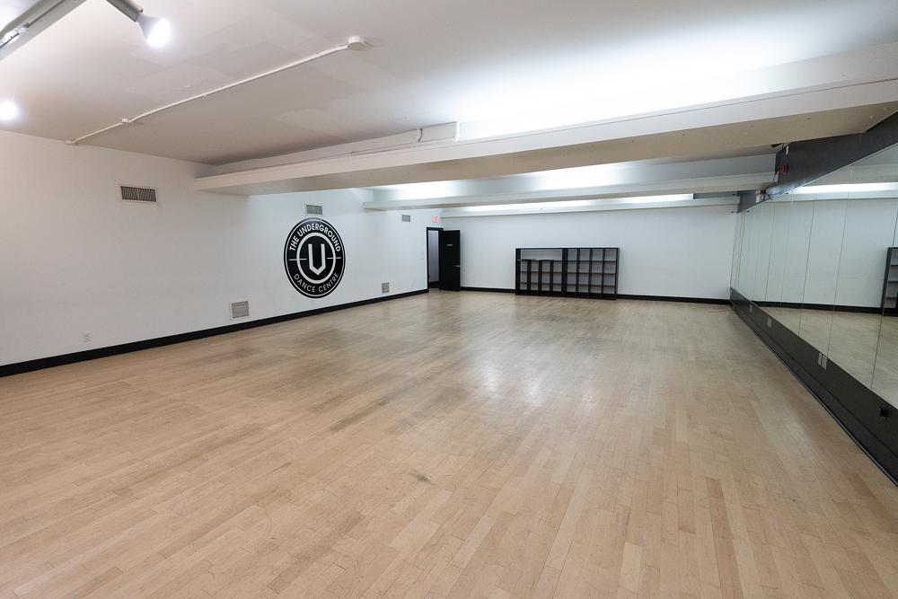 220 Richmond Street West, Toronto, ON