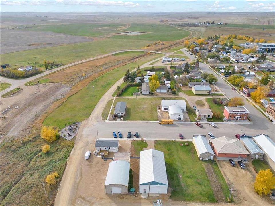 101 Main Street, Delia, AB