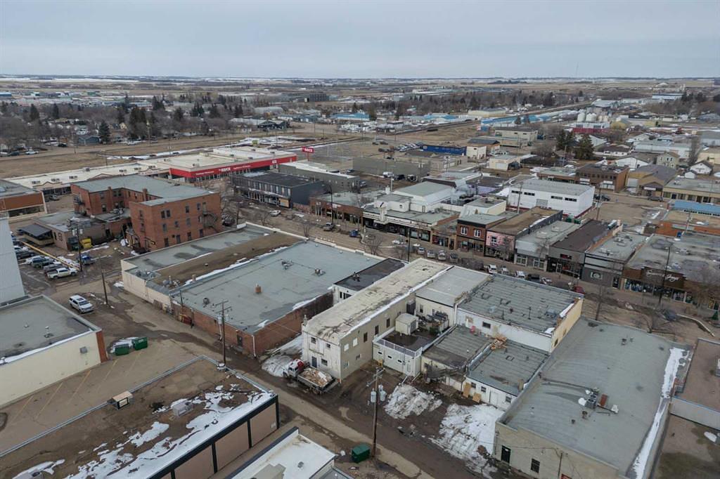 5030 50 Street, Camrose, AB