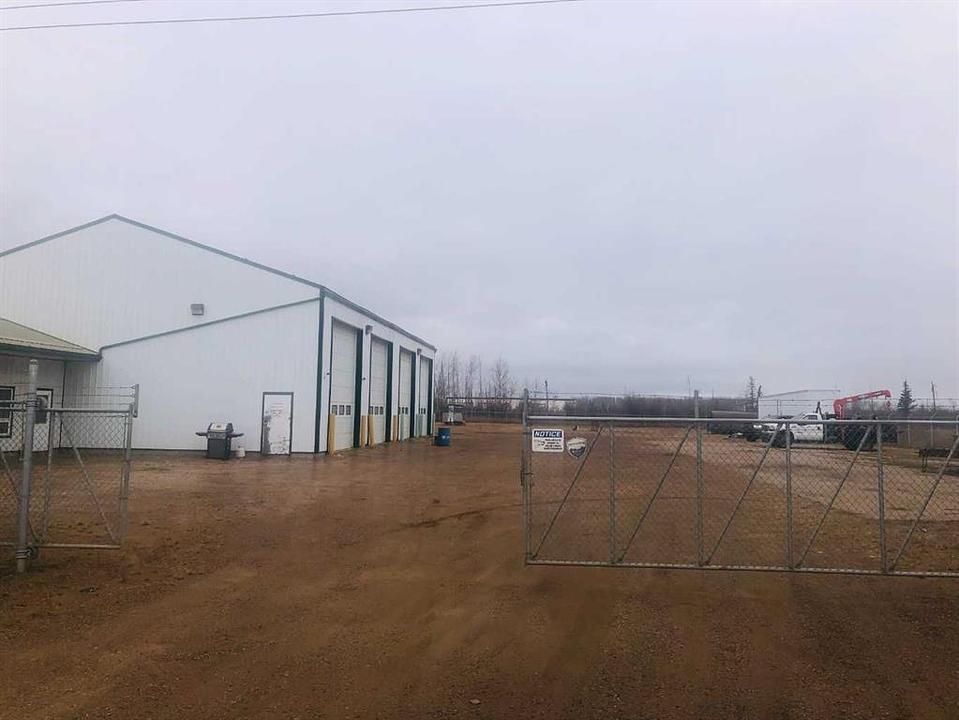 11816 95 Street, High Level, AB