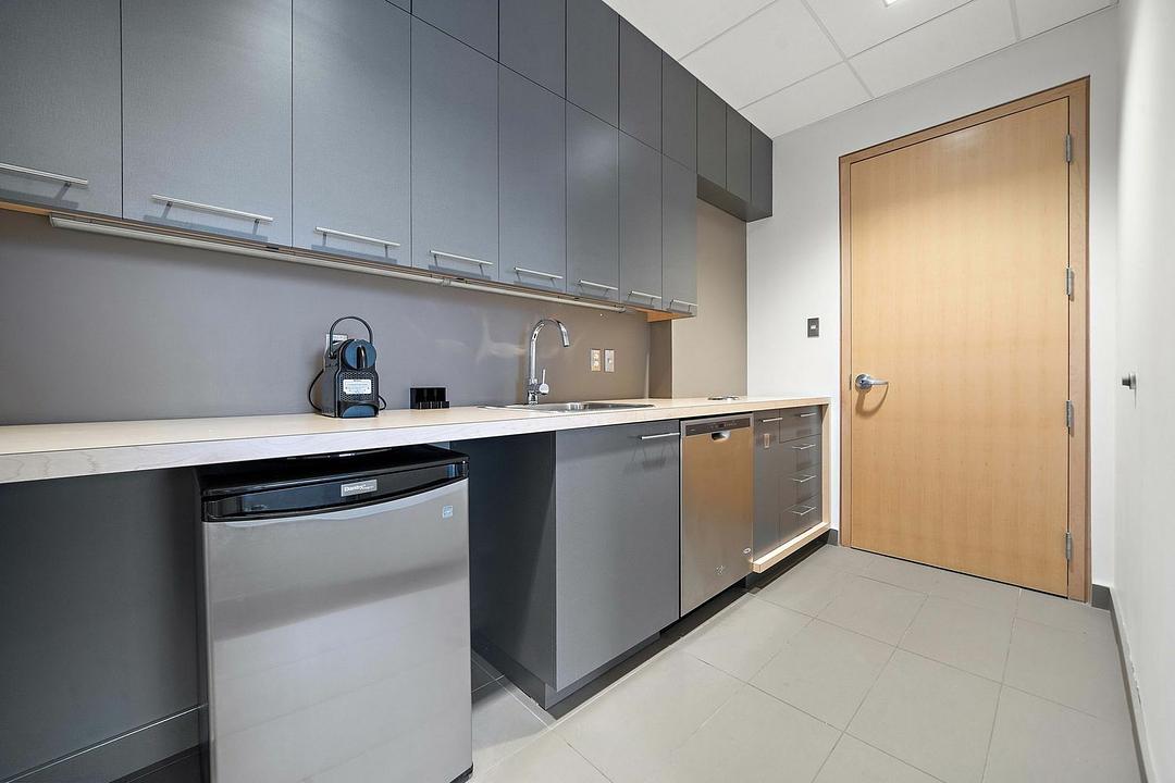 2500 Boulevard Alfred Nobel, Montréal, QC