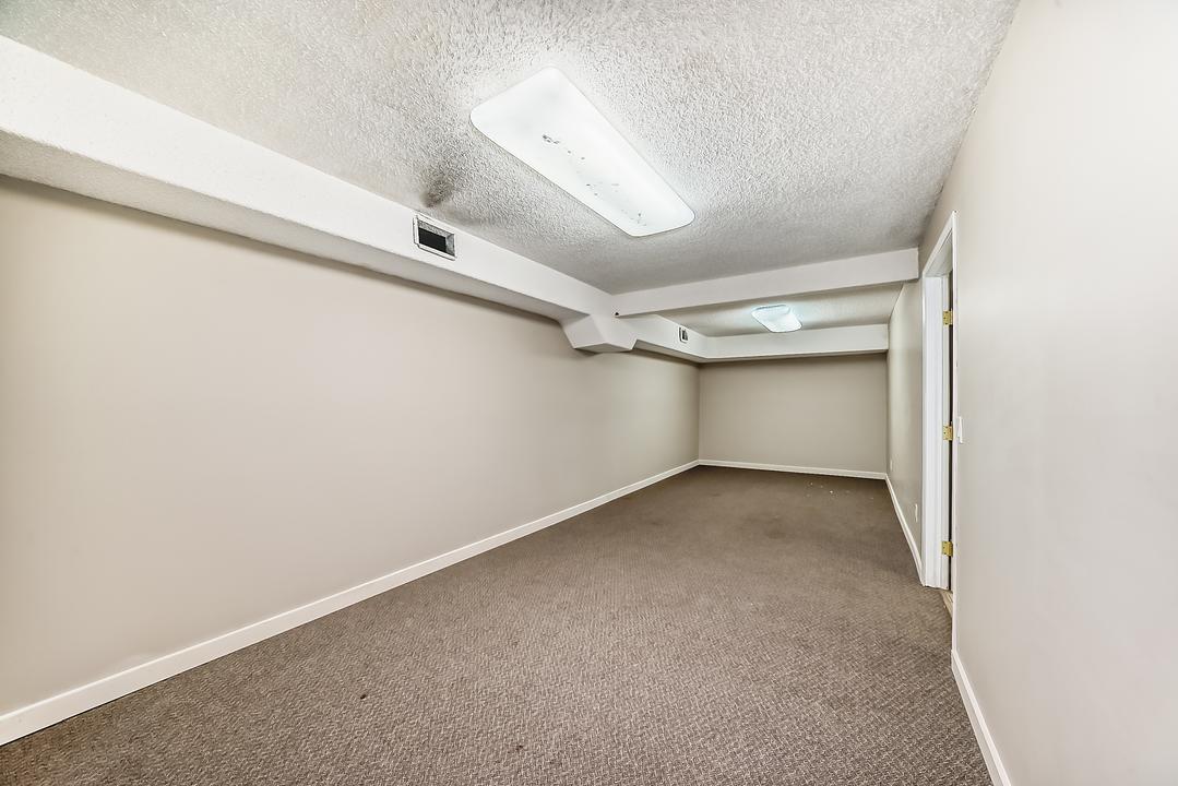 10969 101 Street Northwest, Edmonton, AB