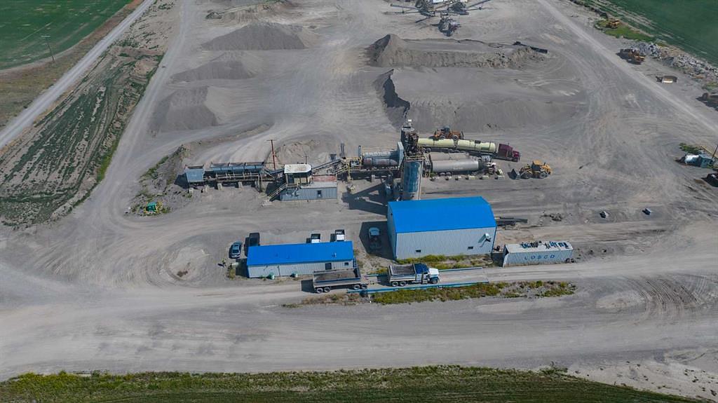 Township Road 90, Fort Macleod, AB