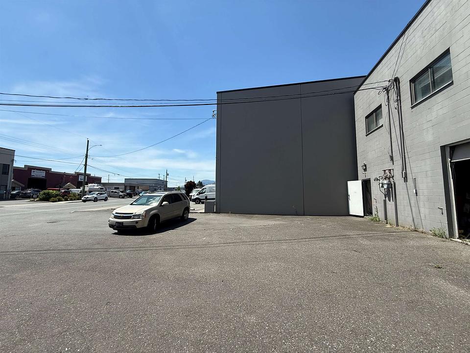 B - 45897 Railway Avenue, Chilliwack, BC
