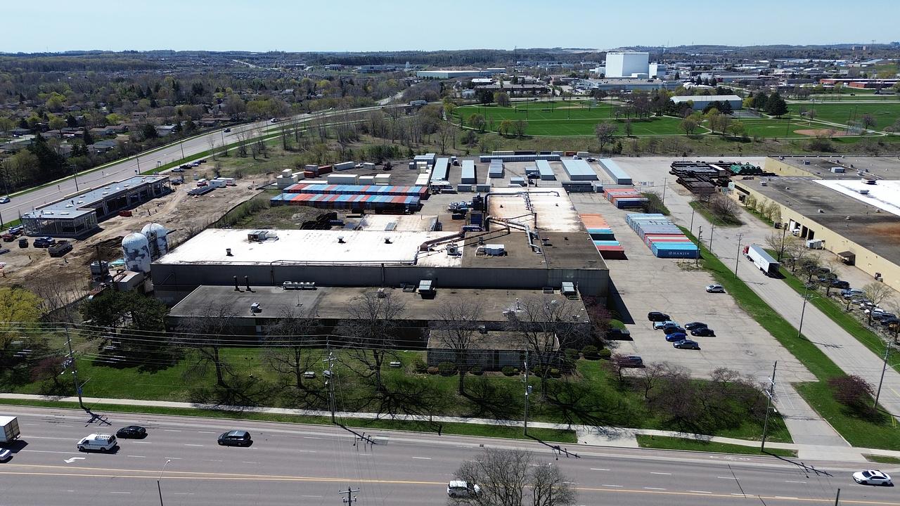 529 Manitou Drive, Kitchener, ON