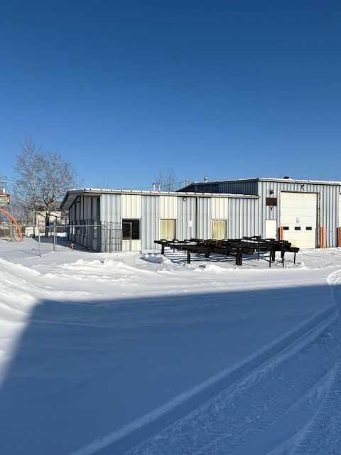 1 and 2 - 3911 37 Avenue, Whitecourt, AB