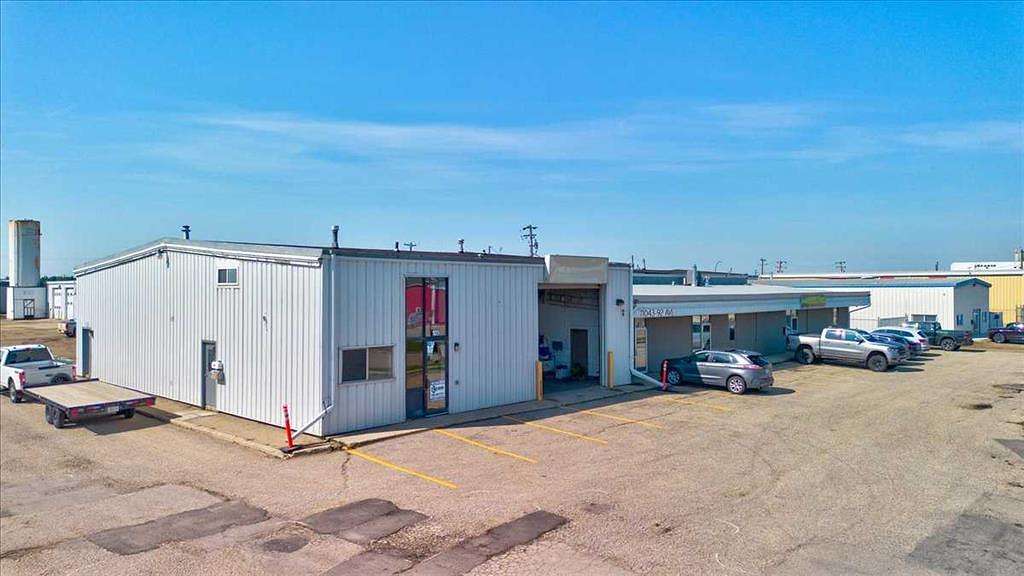11037 92 Avenue, Grande Prairie, AB