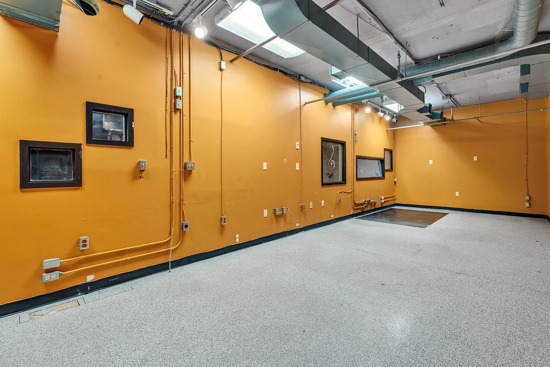 706 - 111 Peter Street, Toronto, ON
