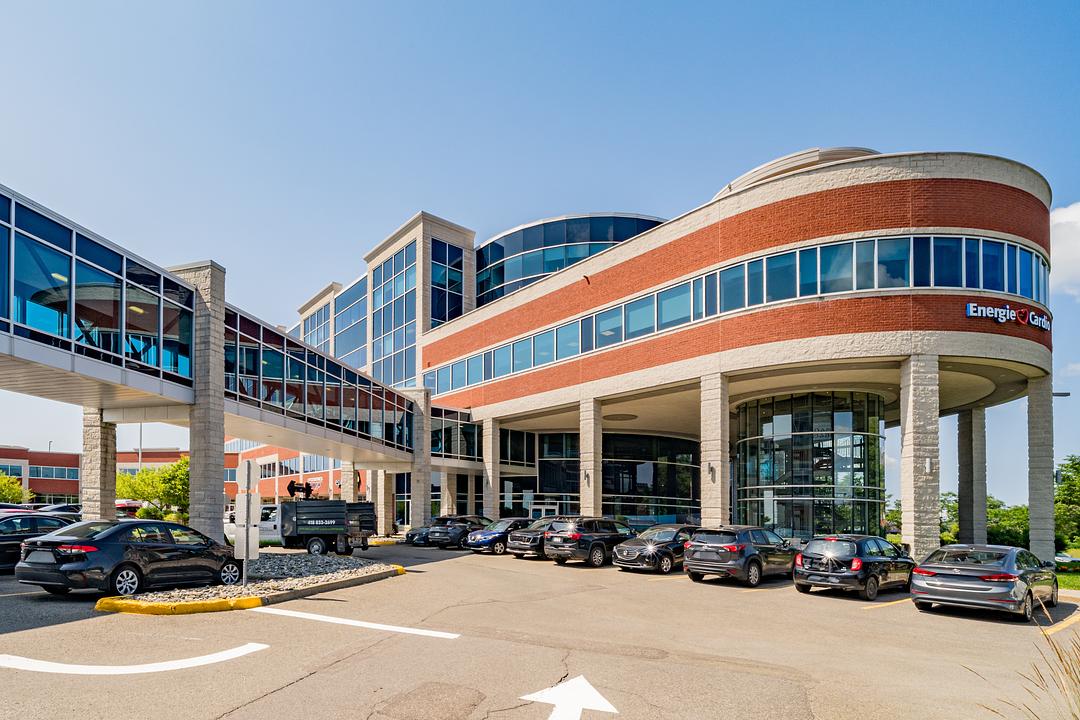 825 Boulevard Lebourgneuf, Québec, QC