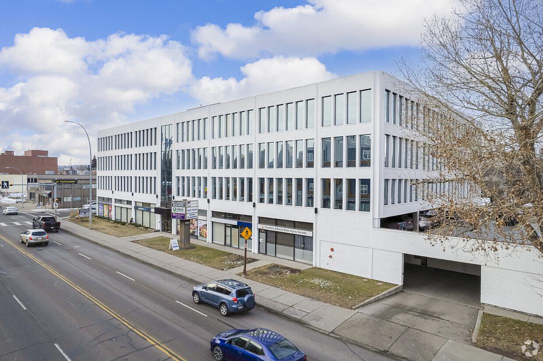 440-R3 - 301 14 Street Northwest, Calgary, AB