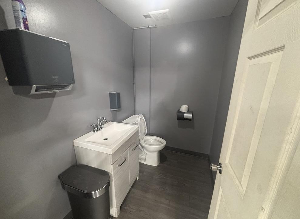 336 W 7th Ave, Vancouver, BC