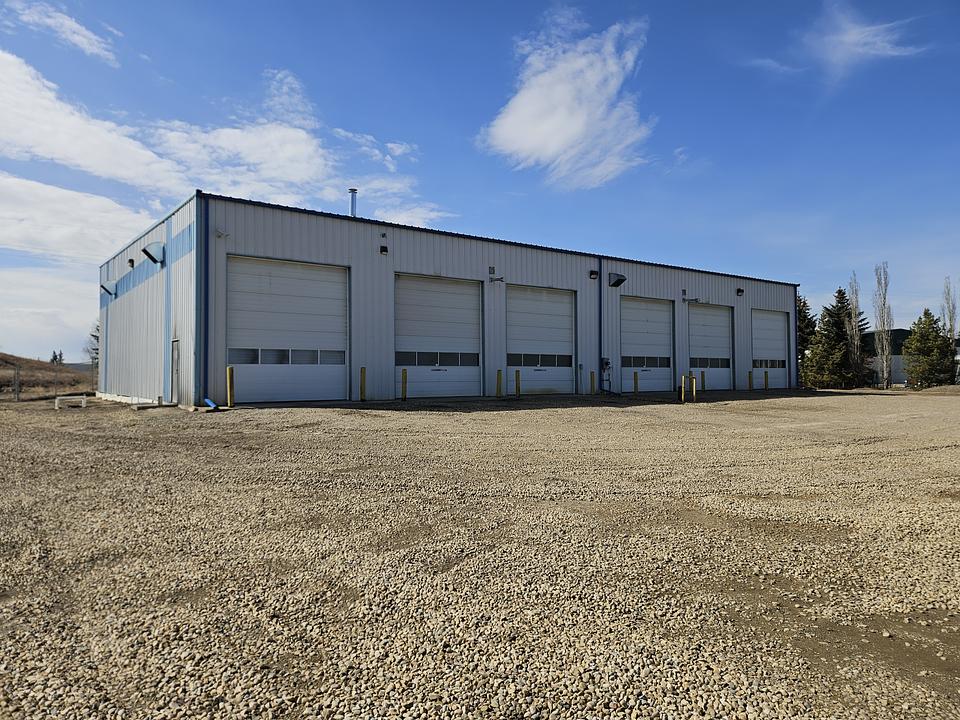 1 - 27123 - 9, Hwy 597, Lacombe County, AB