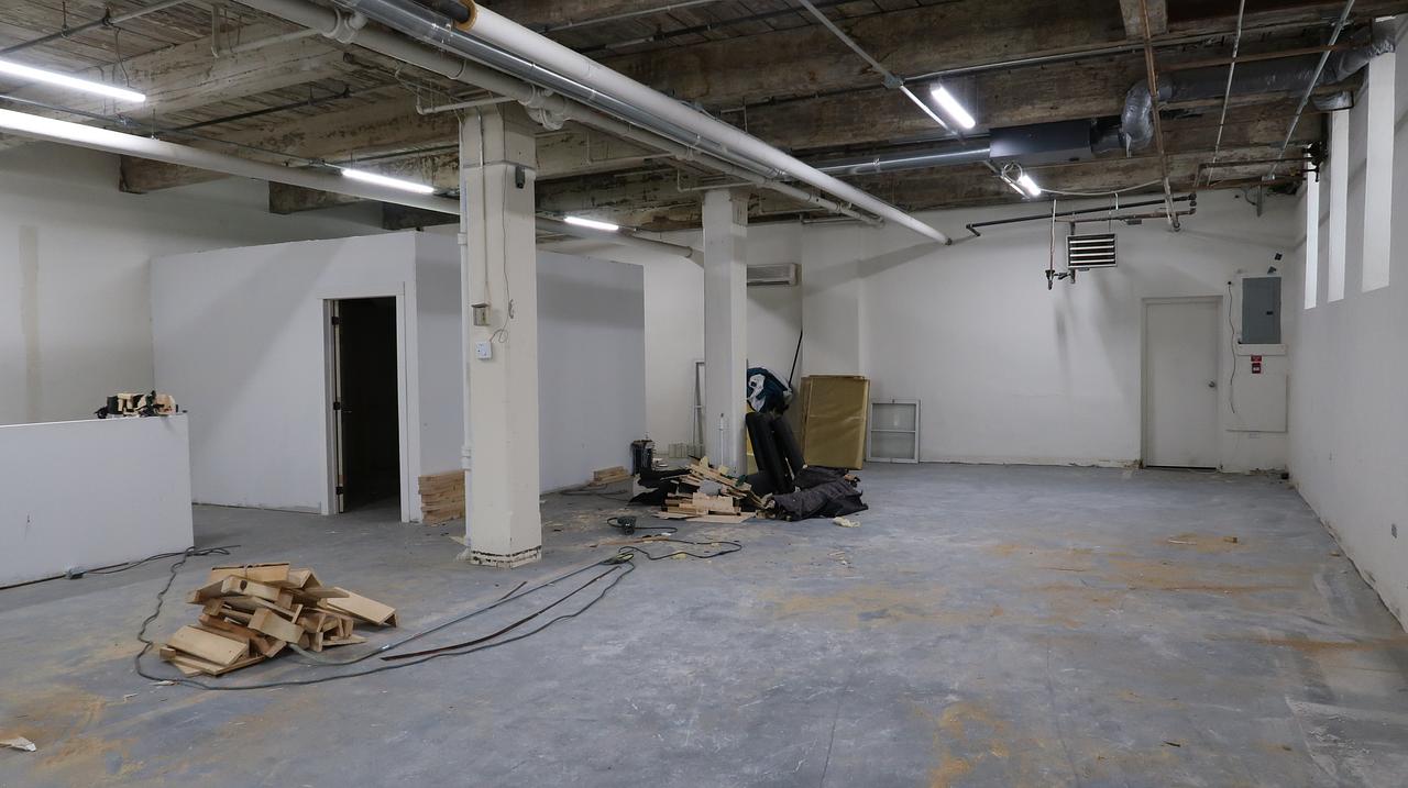 Main Flr - 376 Donald Street, Winnipeg, MB