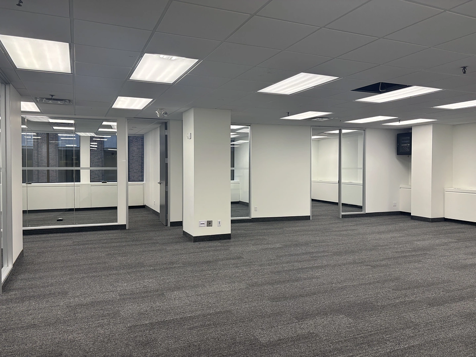 401 - 360 Bay Street, Toronto, ON