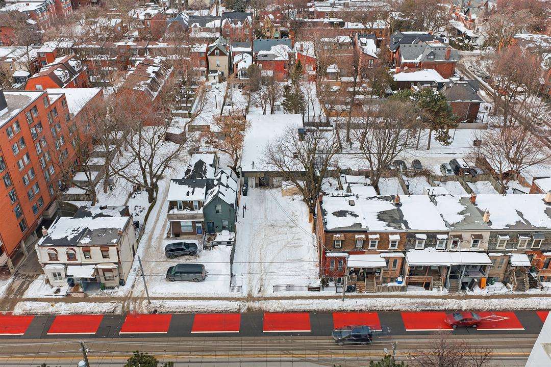 322 Dufferin Street, Toronto, ON