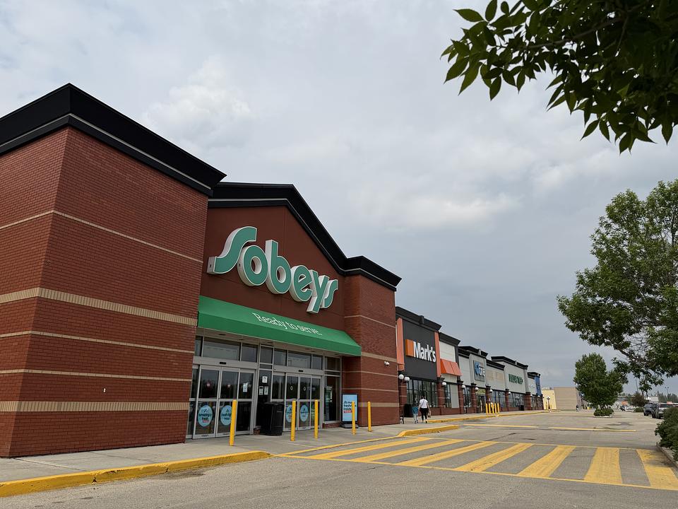 1500 Main Street Southeast, Slave Lake, AB