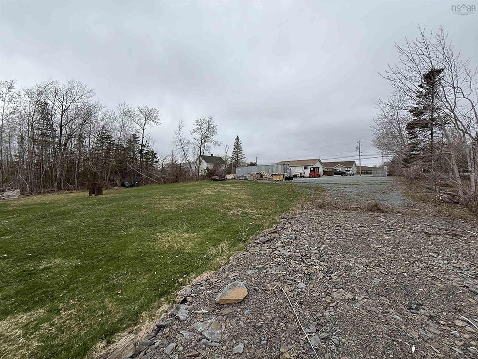 1323 Highway 2, Lantz, NS