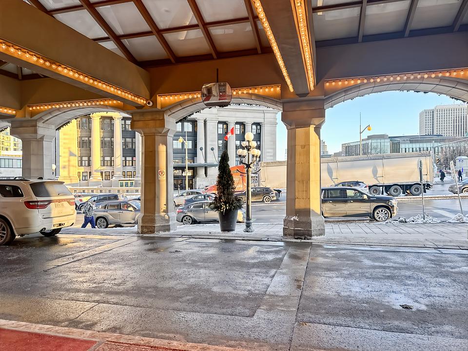 1 Rideau Street, Ottawa, ON