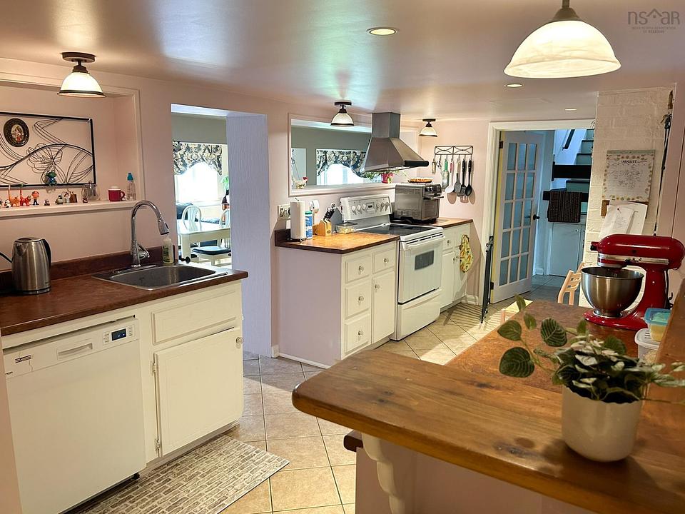 2656 Nova Scotia 376, Pictou, NS