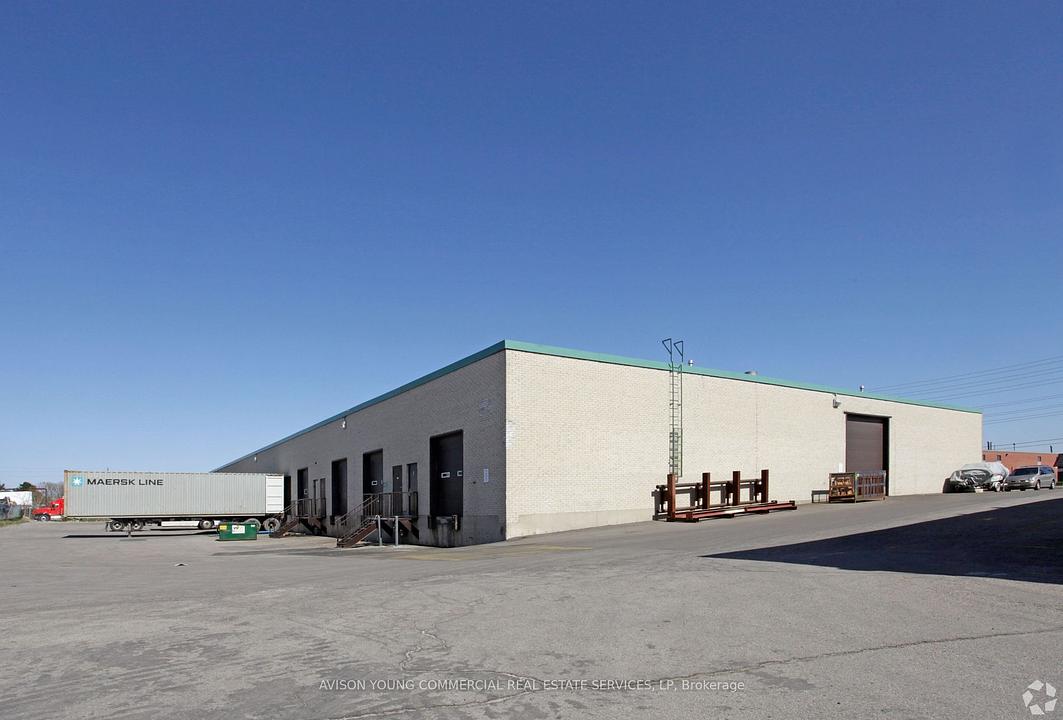 3 - 2585 Drew Road, Mississauga, ON