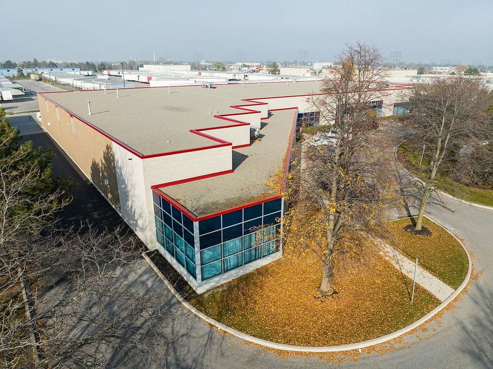 108 Woodbine Downs Boulevard, Toronto, ON