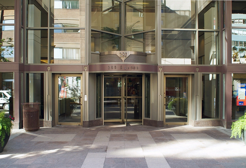 1600 - 333 Avenue Laurier, Ottawa, ON