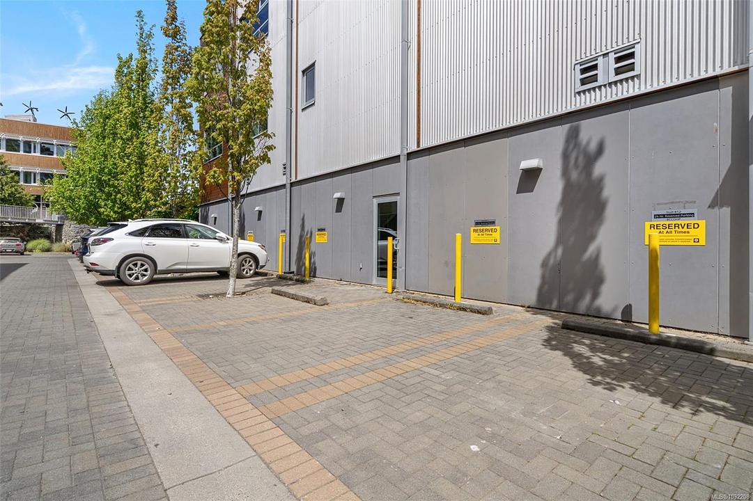 300-305 - 388 Harbour Road, Victoria, BC