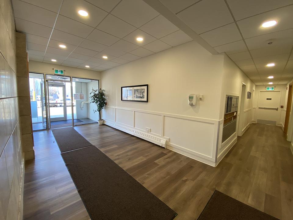 302 - 3939 50A Avenue, Red Deer, AB