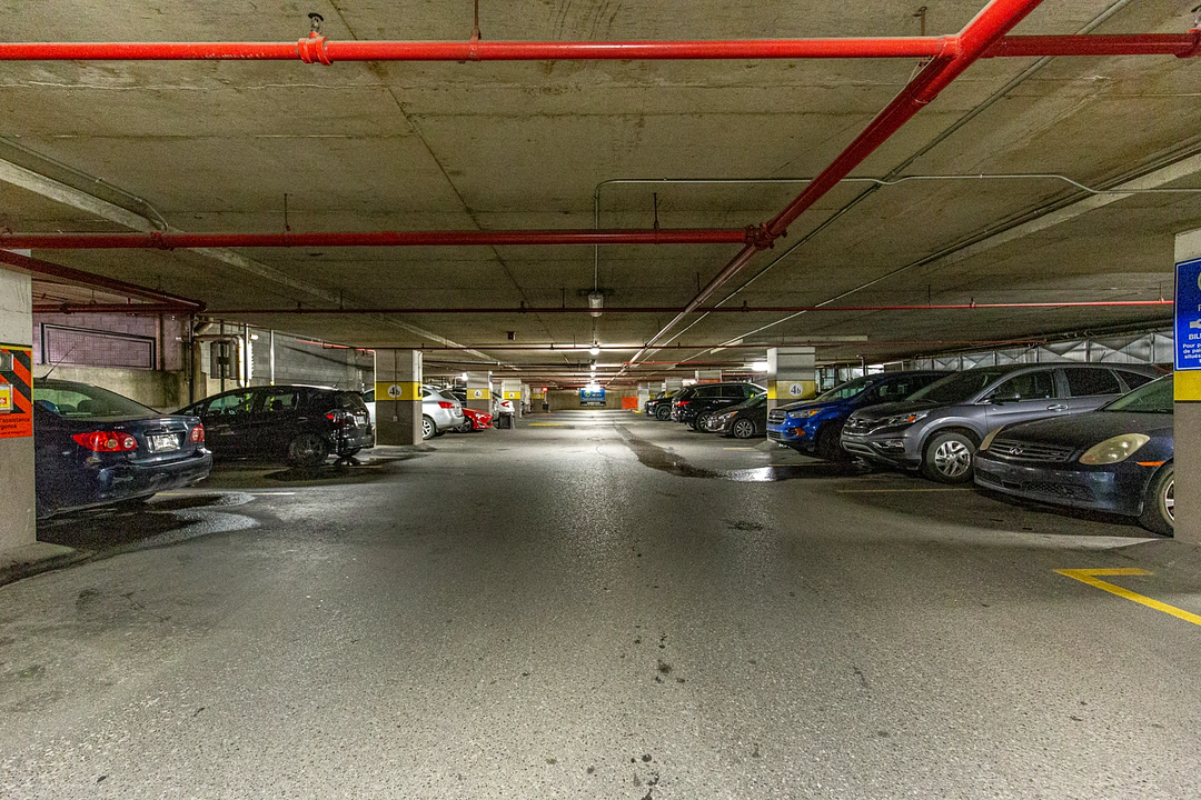 360 - 303 Rue Notre-Dame Est, Montréal, QC