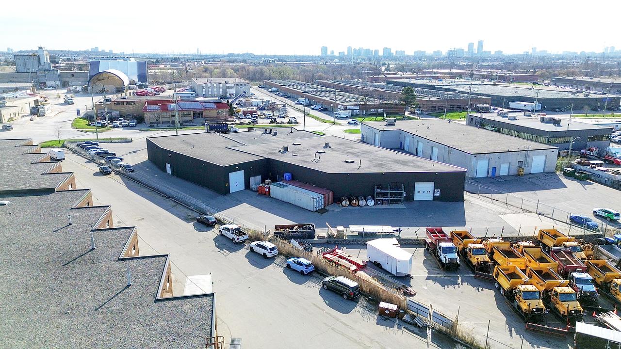374 Bowes Road, Vaughan, ON