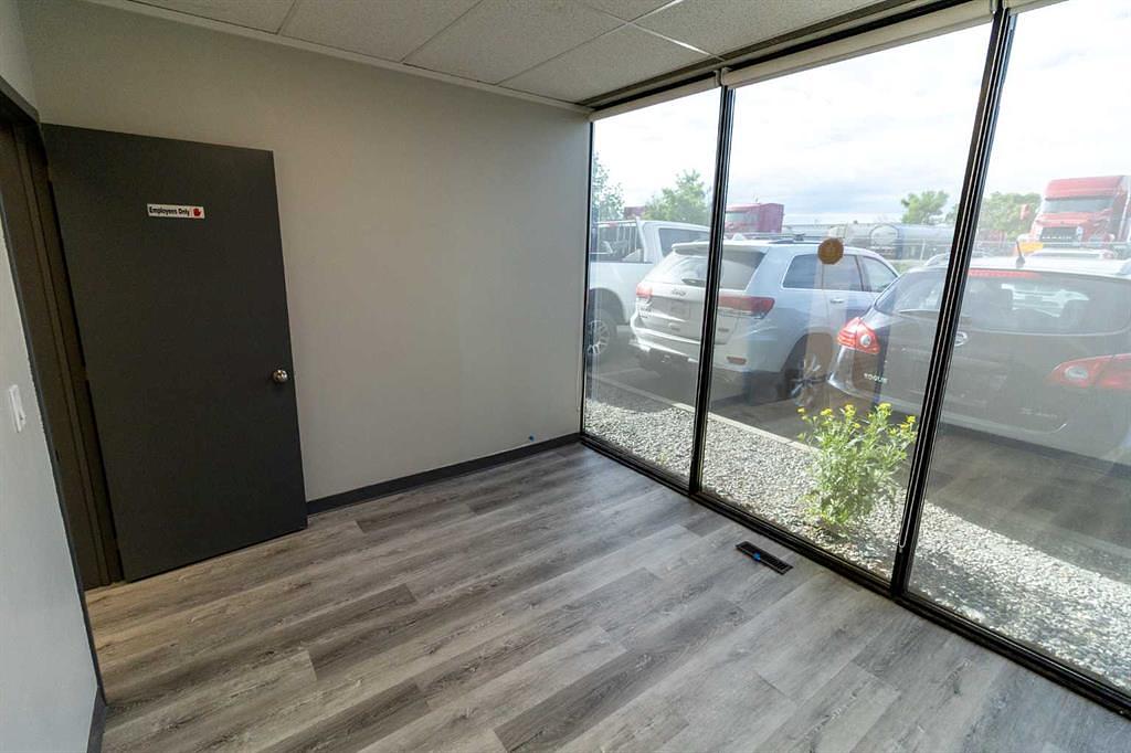 Units 11-12 - 4041 74 Avenue Southeast, Calgary, AB