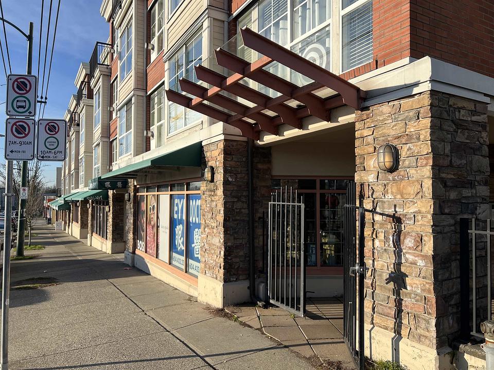 2965 Kingsway, Vancouver, BC