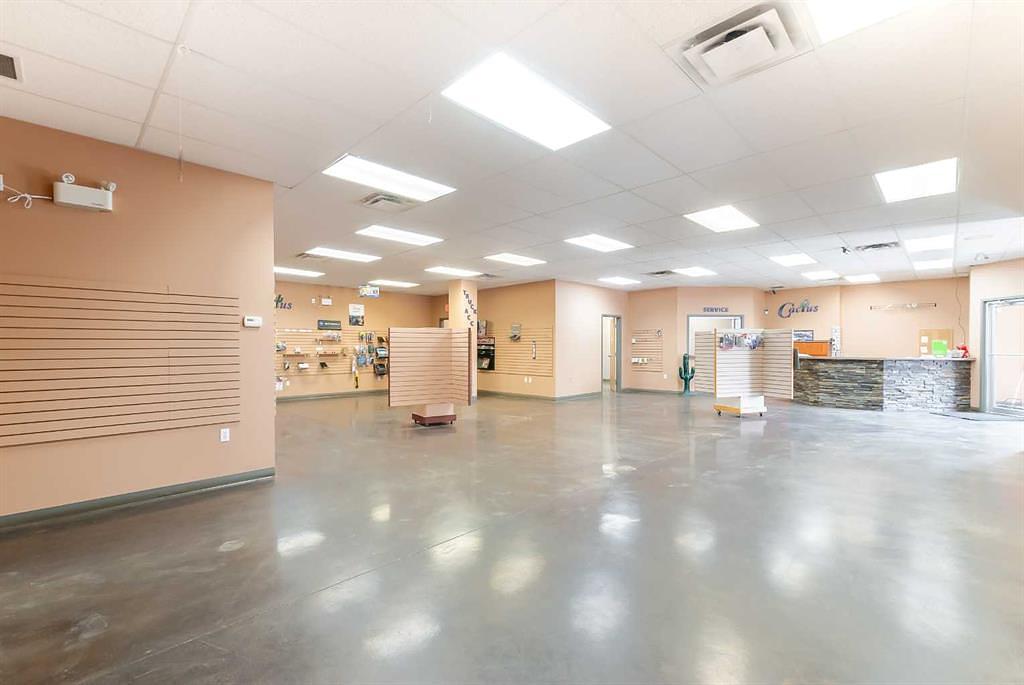662 16 Street Southwest, Medicine Hat, AB