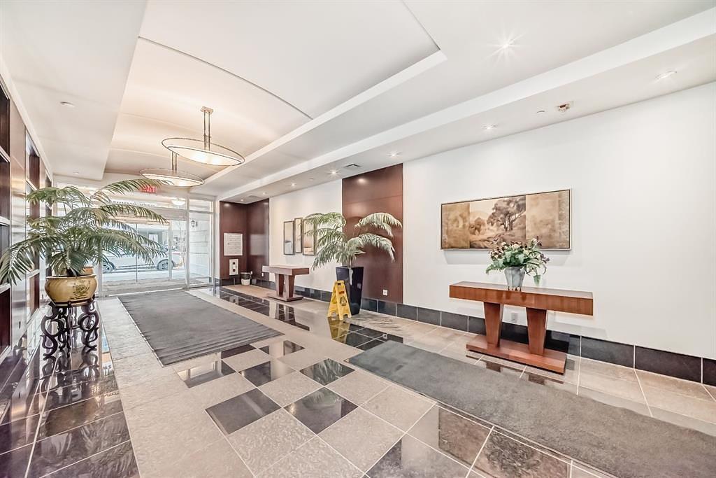503 - 922 5 Avenue Southwest, Calgary, AB