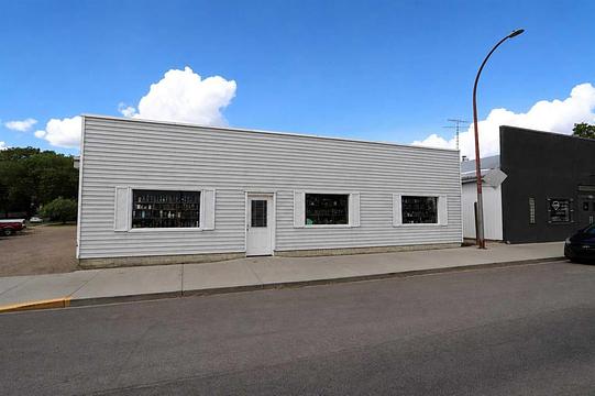 5306 50 Street, Ponoka, AB