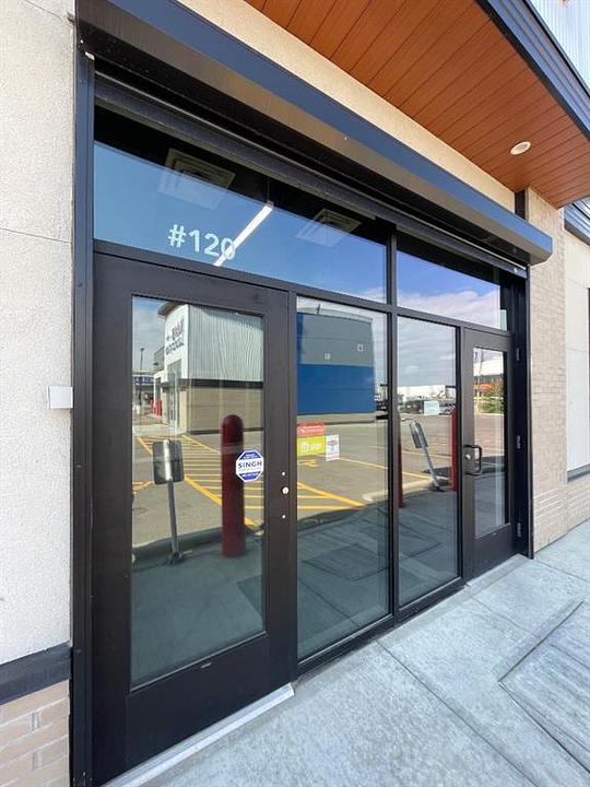 5335 Dufferin Boulevard Southeast, Calgary, AB