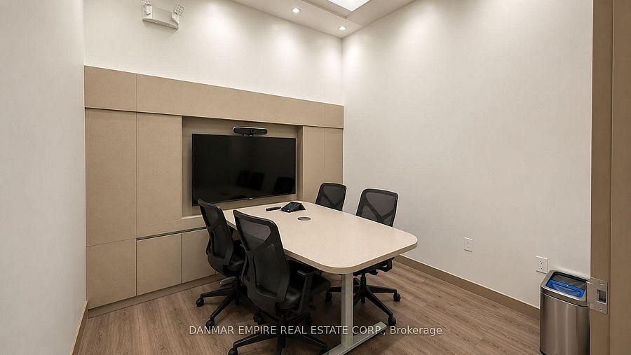 1&2&3 - 2165 Buckingham Rd, Oakville, ON