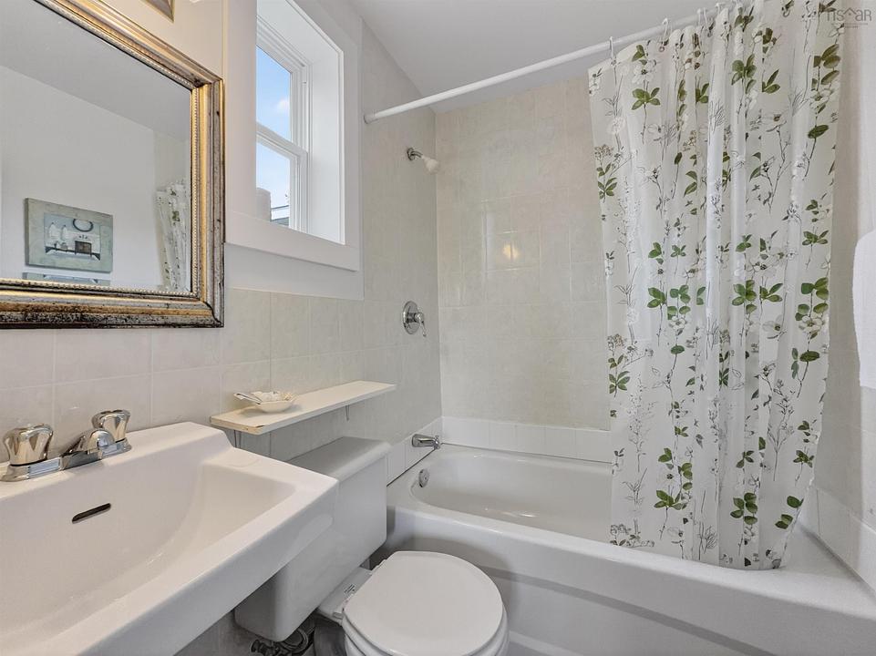 37706 Cabot Trail, Ingonish Beach, NS