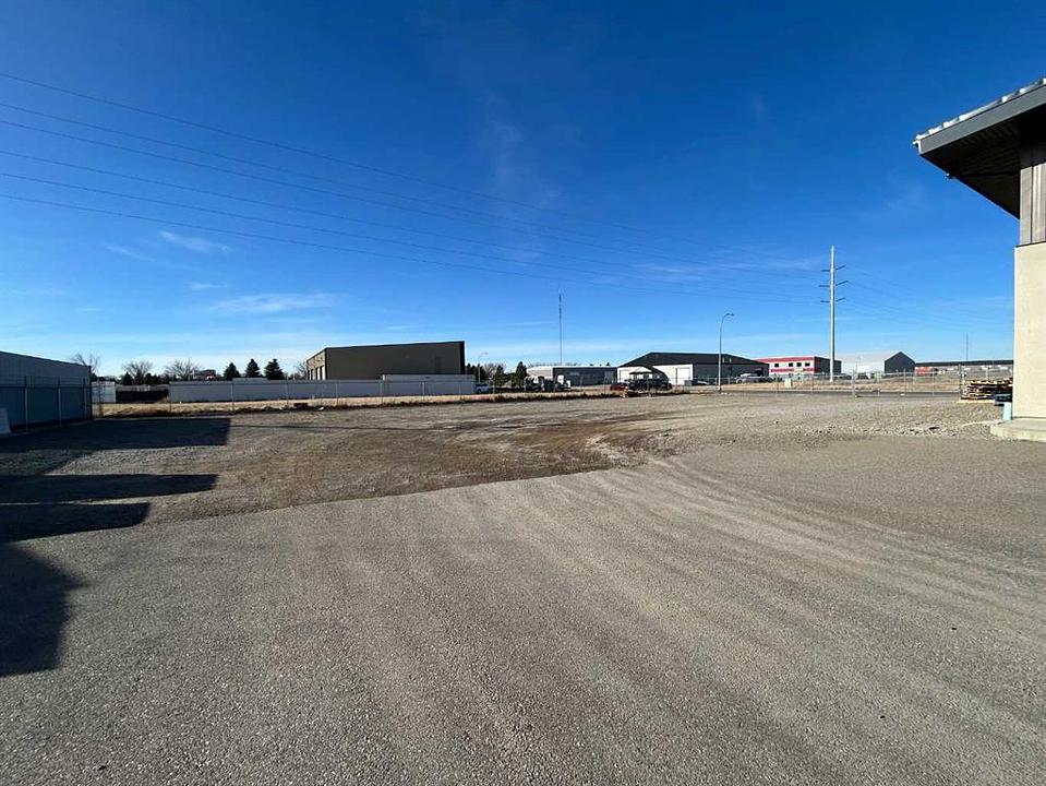 3174 34 Street North, Lethbridge, AB
