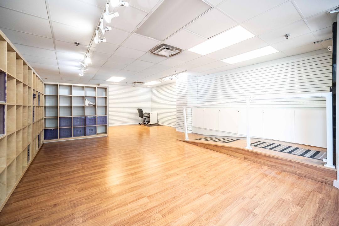 3424 West Broadway, Vancouver, BC