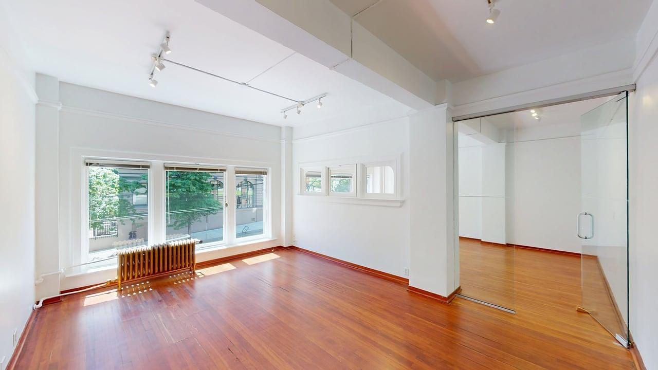 105/106 - 119 West Pender Street, Vancouver, BC