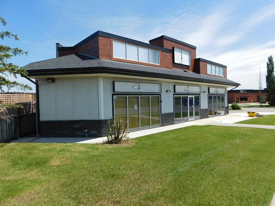 #2 - 220 North Railway Street, Okotoks, AB