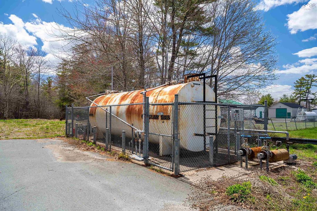 9645 Highway 8, Caledonia, NS