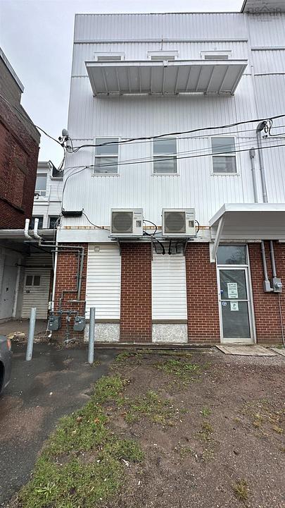 111 Victoria Street East, Amherst, NS
