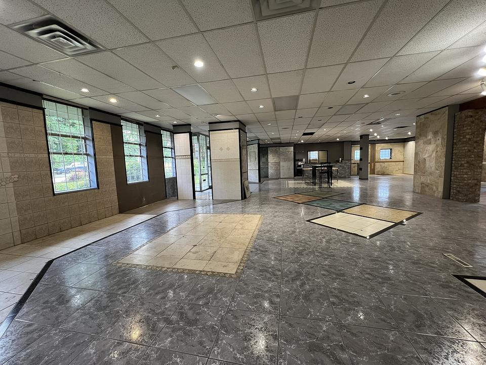 4385 CANADA WAY, BURNABY, BC