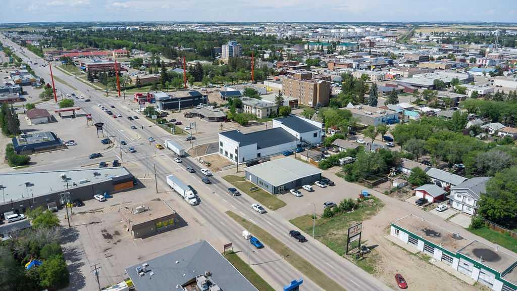 4818 44 Street, Lloydminster, SK
