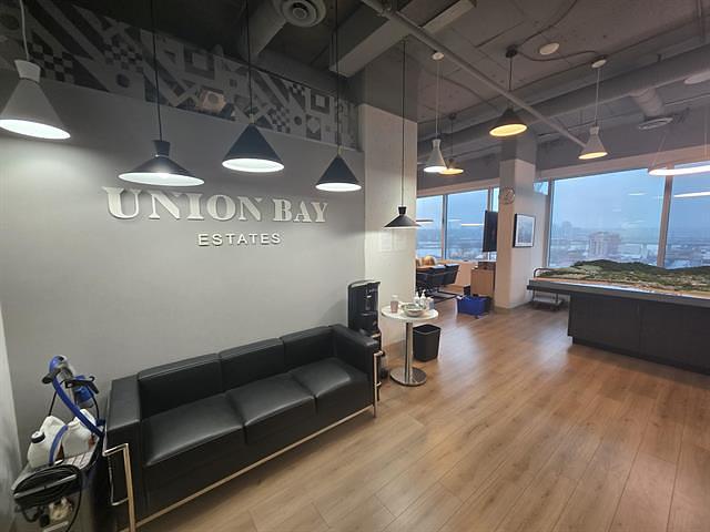 1210 - 8400 West Road, Richmond, BC