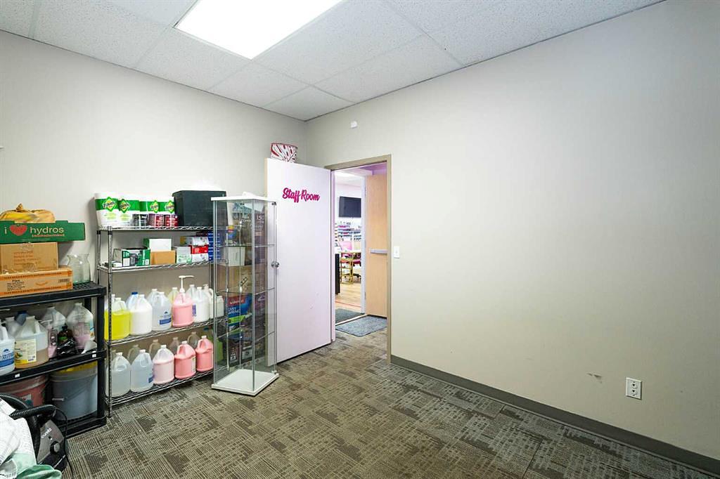 #2 - 28 12 Avenue Southeast, High River, AB