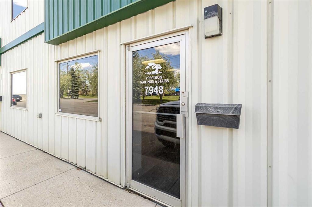 5 - 7948 51 Street Southeast, Calgary, AB
