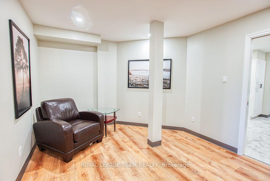 84 Centrepointe Drive, Ottawa, ON